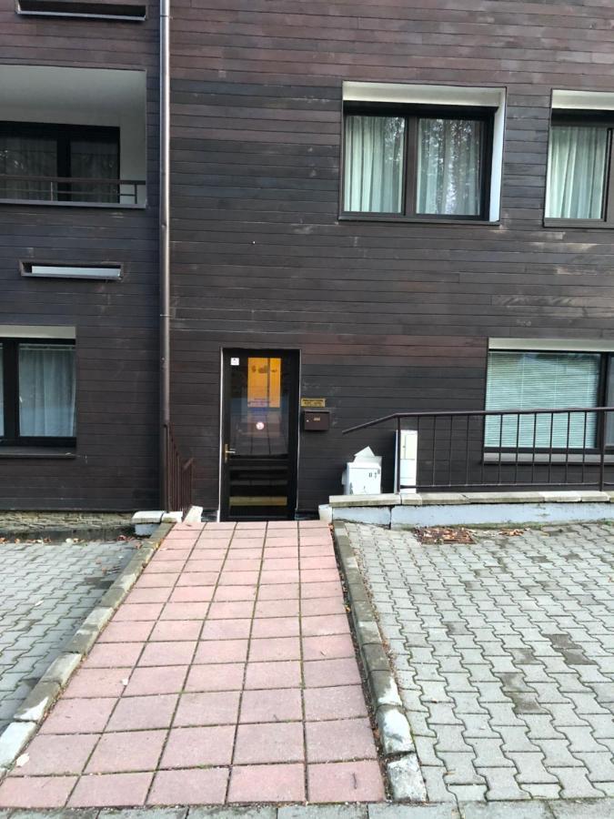 Utulny Apartman Triangel 50M Od Lyziarskeho Vleku Zahradky Donovaly Eksteriør billede